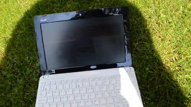 Asus Eee PC 1015B Outdoor Test смотреть онлайн