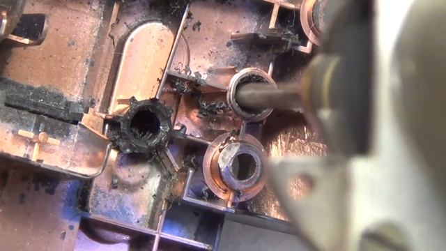 Ремонт петли ноутбука когда разбито посадочное место корпуса смотреть онлайн