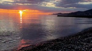 Нежная музыка. Морской шум прибоя для снятия стресса. Закат на море. Бархатный сезон