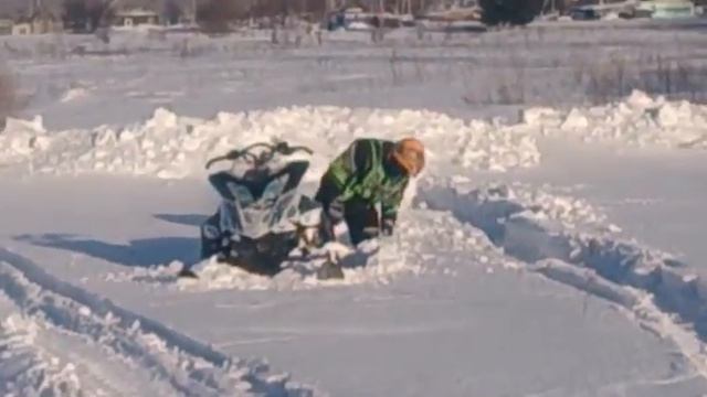 прыжок на yamaha RX1 смотреть онлайн