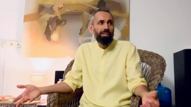 Сложно ли жить в миру просветленному? смотреть онлайн