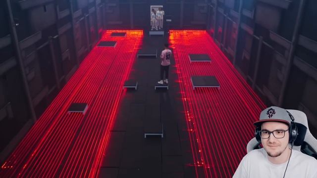 MrBeast ► Пройди Лазерный Лабиринт, Выиграй $250,000! ( Мистер Бист ) | Реакция смотреть онлайн