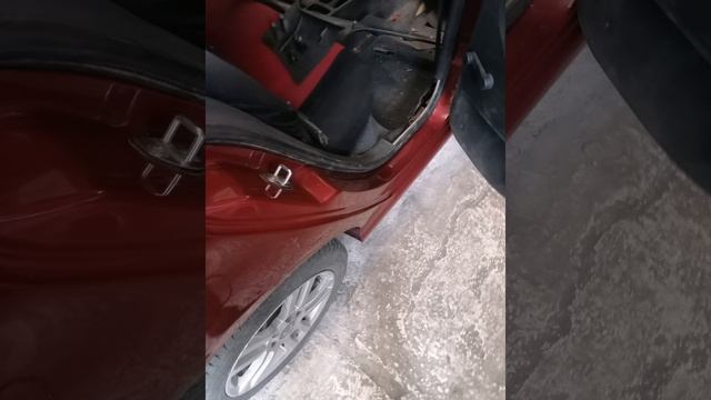 Замена порогов шкода фабия ч. 2