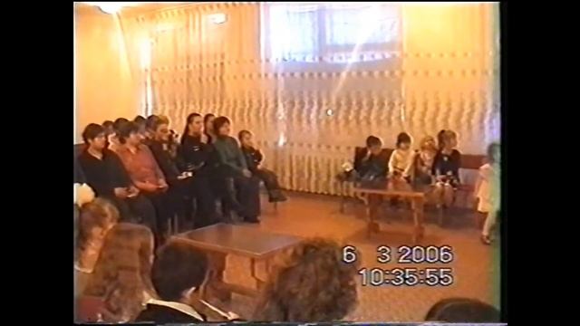 Дети поздравляют мам с праздником , 2006 г ! Дет,сад. смотреть онлайн