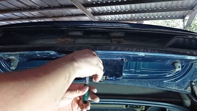 Как снять замок багажника форд фокус 1 седан смотреть онлайн