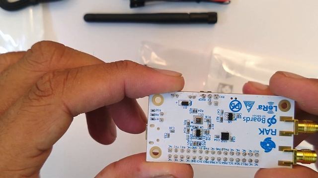 RAKWireless WisTrio RAK5205 96Boards IoT Unboxing and Quick Look смотреть онлайн