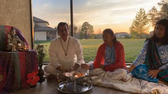 Prayer to Heal The World - Maha Mrityunjaya Mantra by Pt Munelal Maharaj смотреть онлайн