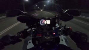 ЗАРУБА GSX-R 1000 K7 vs ZX-10R Ninja 04 (перезалив)