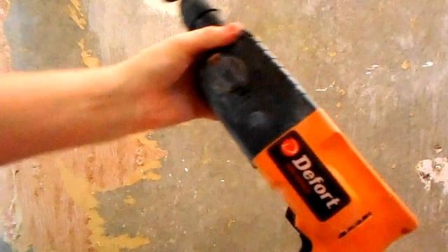 Обзор перфоратора Defort DRH-800N-K  мощный и не дорогой. Сборка Китай.