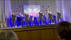 это танец от родителей выпускникам 9Б