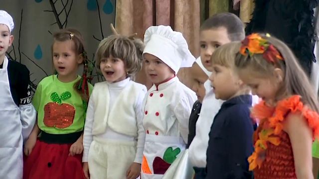 Праздник осени в средней группе "Колокольчики" (д/с "Карамелька") смотреть онлайн