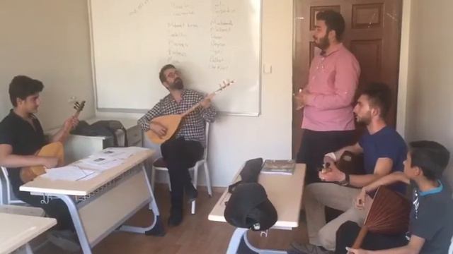 Aşık Veysel in Doğum Gününde Müzik Kursumuzda Anma смотреть онлайн