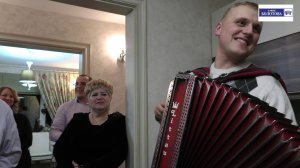 ПРЕДСЕДАТЕЛЬ! МИХАИЛ МОРОЗОВ!