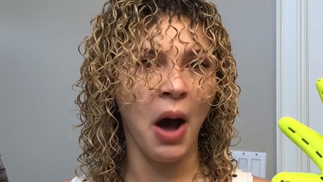 AVEDA BE CURLY VS DEVACURL | CURLY HAIR PRODUCT BATTLE