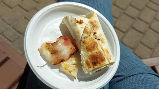 Хотдог на коленке (1) смотреть онлайн