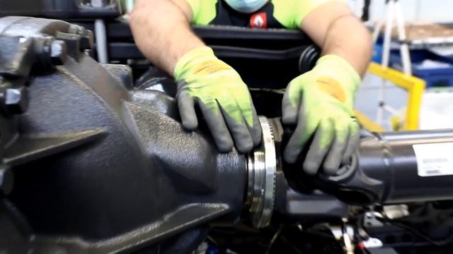 Renault Trucks (2023) Production Line смотреть онлайн