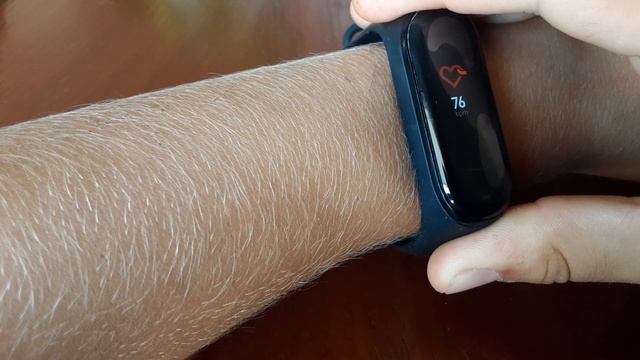 xiaomi mi band 4 - umboxing - setup + use смотреть онлайн