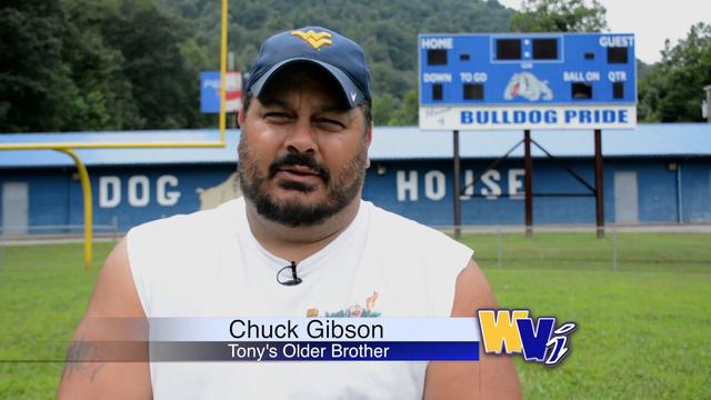 Mountain Made: WVU Football's Tony Gibson смотреть онлайн