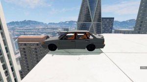 МЯГКОЕ ПРИЗЕМЛЕНИЕ! СКОЛЬКО МАТРАСОВ ВЫДЕРЖАТ ПАДЕНИЕ МАШИНЫ? | BeamNG.drive