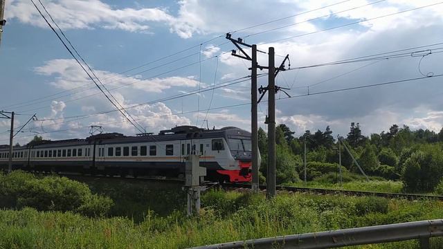 Электропоезд ЭД4М-0464 ЦППК перегон Каналстрой - Вербилки 14.06.2021 смотреть онлайн