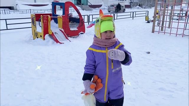 Пони. Репортаж от Алисы. смотреть онлайн