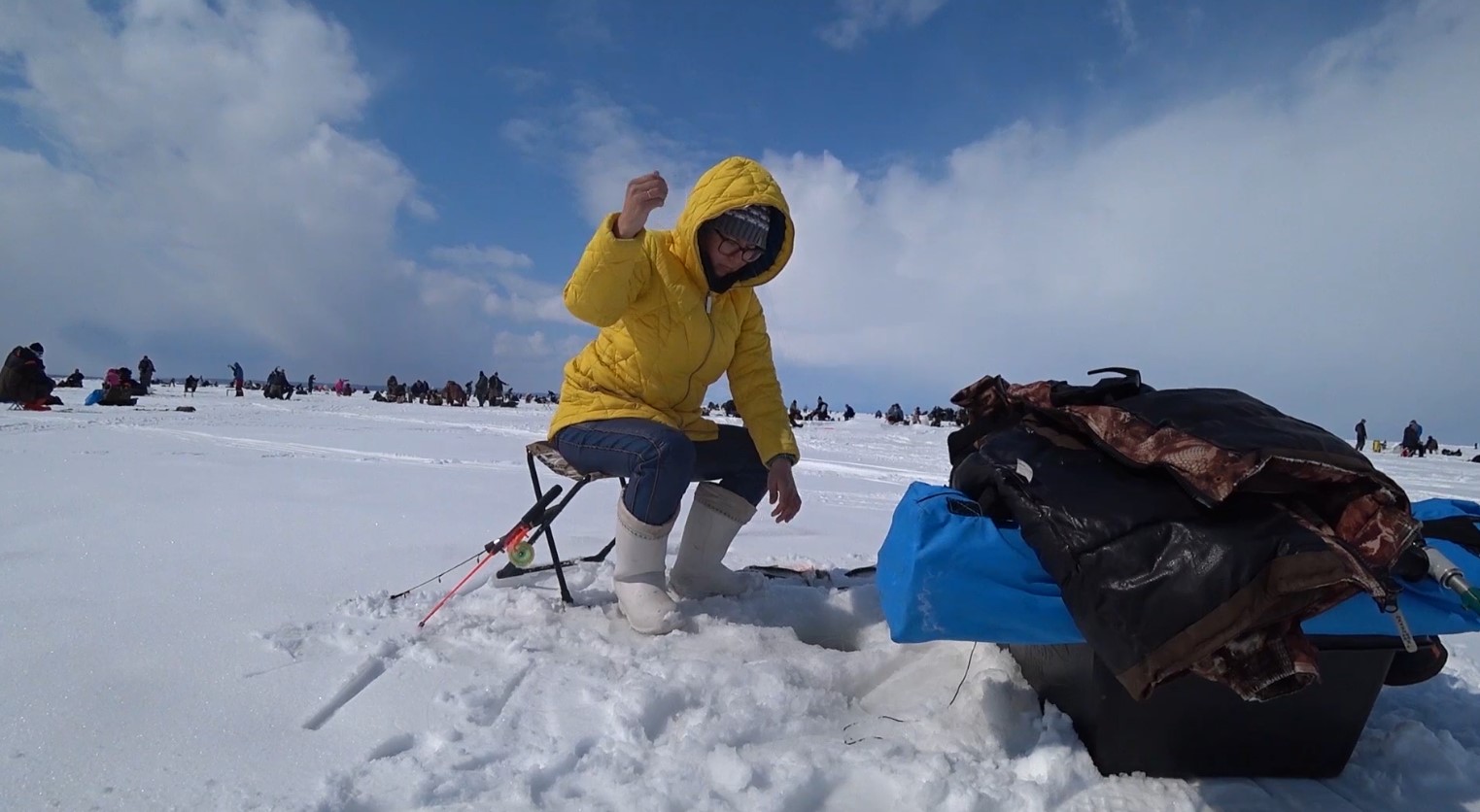 За зубарем на мальки / Рыбалка в марте смотреть онлайн
