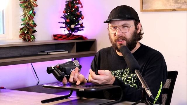 JVC GR-DVL817: Budget Retro Gem or Tech Relic? [Test Footage] смотреть онлайн