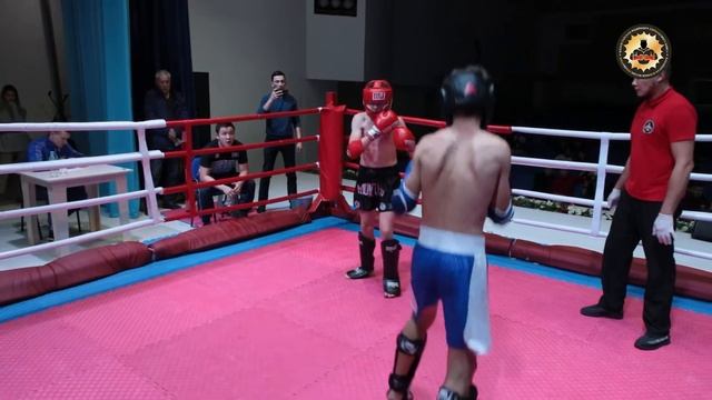 Яцук Артём - Боташ Раимбек Бирманский Бокс "Битва в горах ⚔ " смотреть онлайн