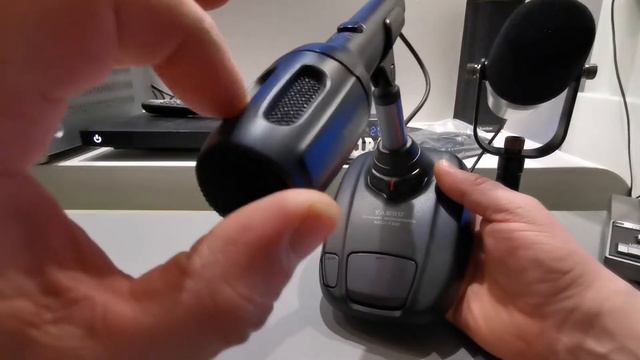 Mikrofon Yaesu M-90 i MD-100 gościnnie Kenwood MC-60 смотреть онлайн