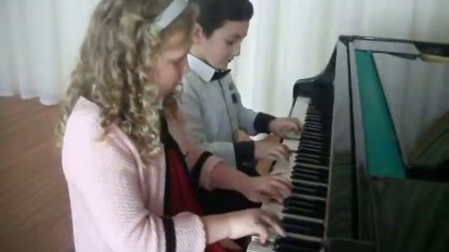 Гайк Багдасарян и Путилова Алика (ВАЛЬС) смотреть онлайн
