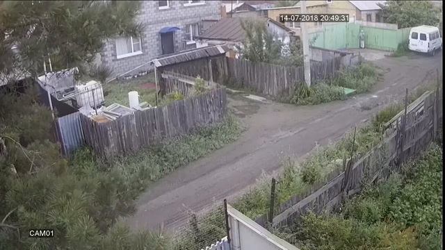 алкашка орет на соседей 1 01 R 072018204529