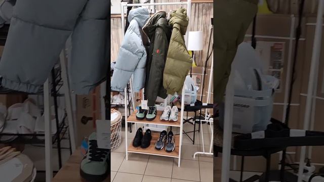 Стойка для одежды смотреть онлайн