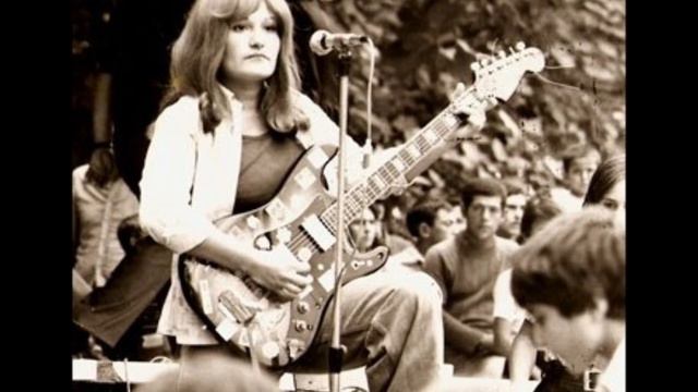 Selda Bağcan - Ağladım Anne смотреть онлайн