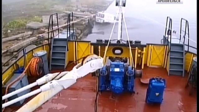 В полиции Архангельска не стали возбуждать дело по съехавшему в воду "Ситроену" смотреть онлайн