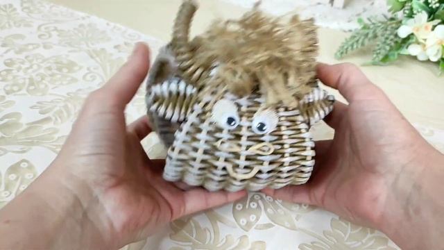 Корзинка плетёная кашпо Бычок смотреть онлайн