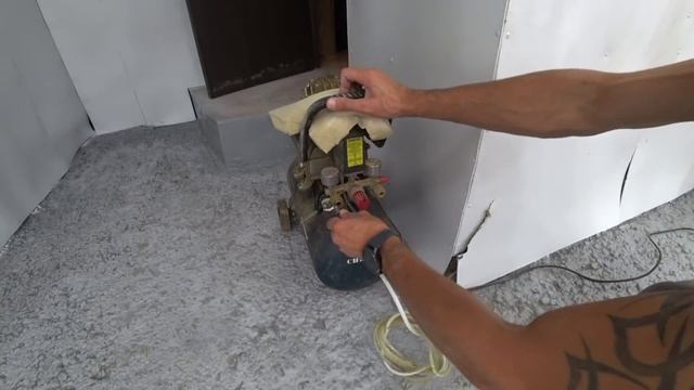 Ремонт и оборудование мебельной мастерской | Цех в гараже