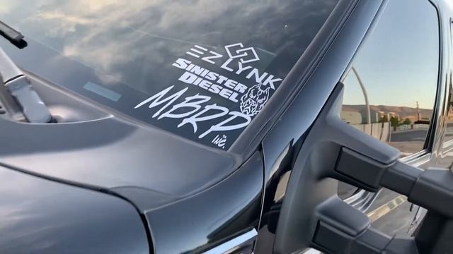 First video 2015 F350 Platinum on 24x14s смотреть онлайн