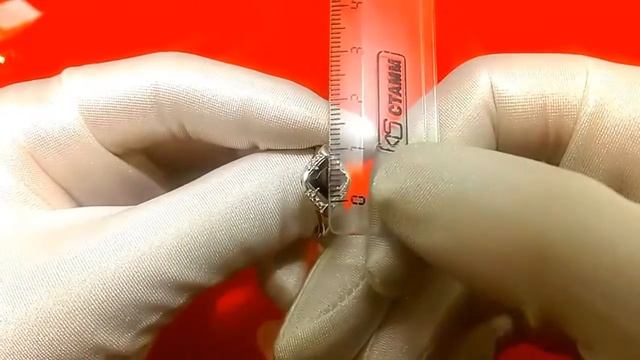 Серебряное кольцо с натуральным гранатом и фианитами Sokolov 92011083 смотреть онлайн