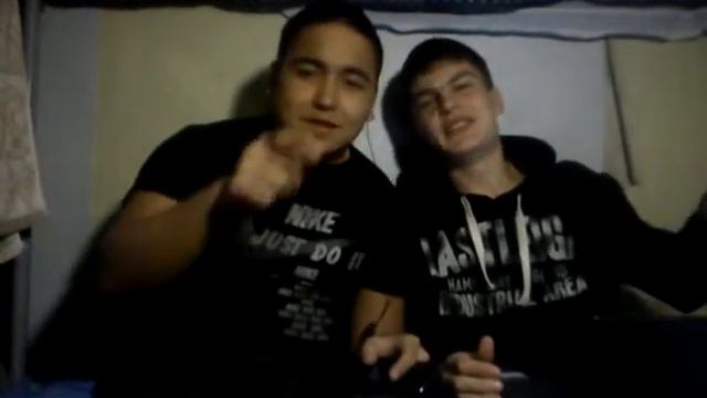 Ильхам и Дамир.MP4 смотреть онлайн