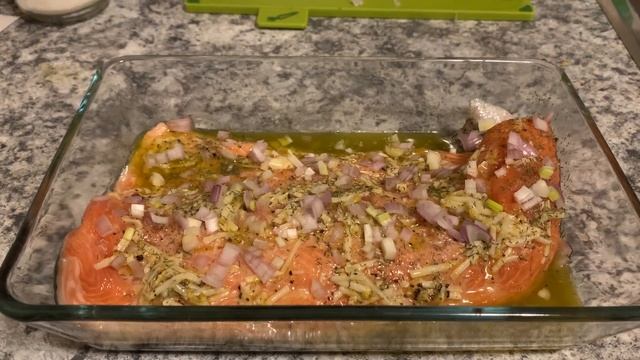Eating on a Budget: Rainbow Trout With Caesar Salad & Homemade Dressing смотреть онлайн