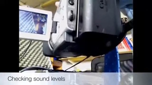 3) Canon XM2 - Peripherals small.mov смотреть онлайн