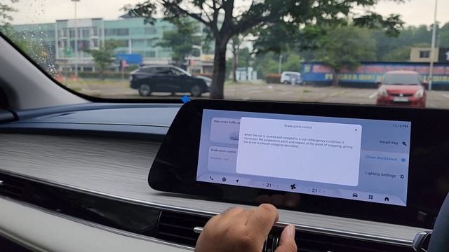 SUV LISTRIK SEGANTENG INI GAK SAMPE ½ M? Kira-Kira Berapa Harga Chery Omoda E5? смотреть онлайн