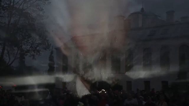 Умный фонтан от Сбербанка смотреть онлайн