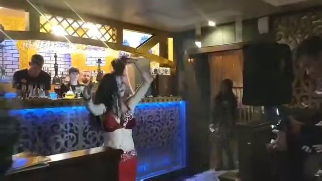 Танец живота с тростью. смотреть онлайн