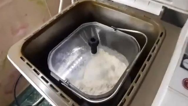 Випікання хліба в мультиварці, за 1,5 години смотреть онлайн