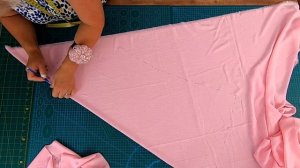 Оригинальная двухслойная блуза без вытачек. Как раскроить блузу по косой