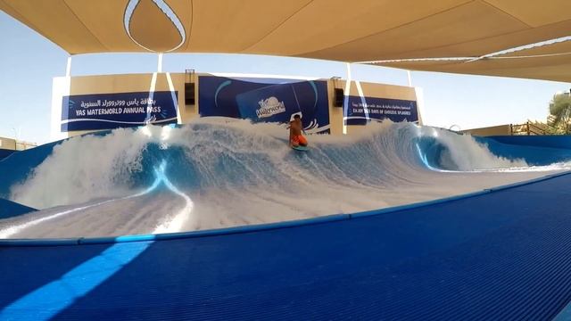 Яс Ватерволд  ( Абу Даби) Лучший аквапарк в ОАЕ