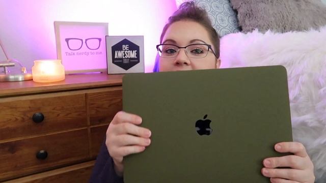 ? 2021 Macbook Pro M1 Unboxing + Accessories ?