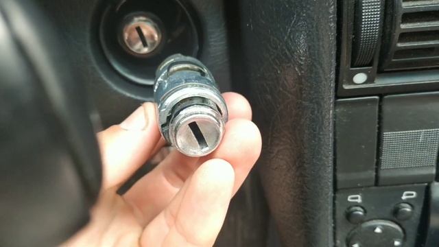 Ауди 100 с4 , а6 с4 замена сердцевины замка зажигания смотреть онлайн