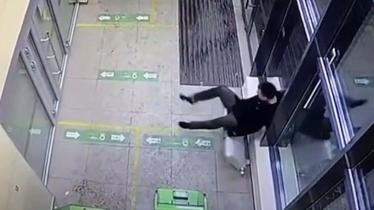 Неожиданное банкротство в луже кипятка